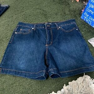 Gloria Vanderbilt Amanda shorts